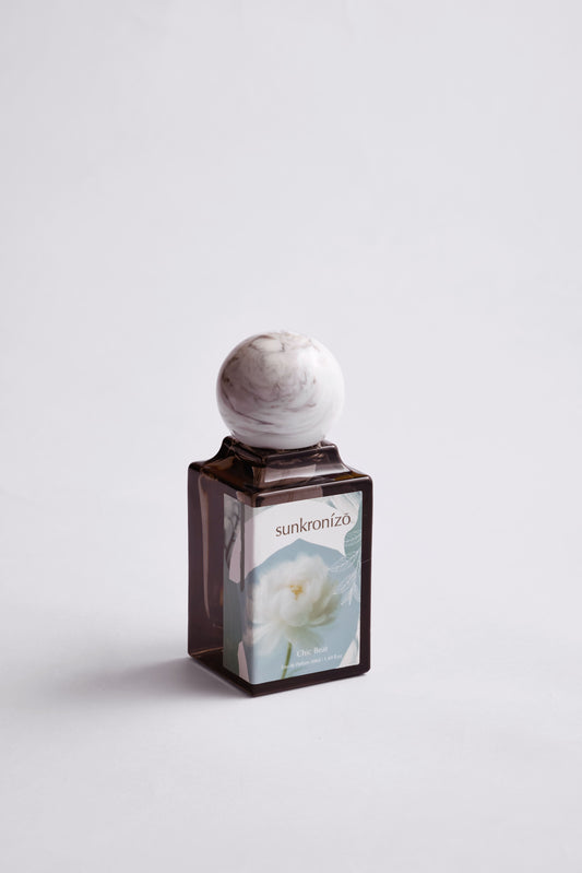 高雅花香調-牡丹、木蘭與藏紅花{ Wednesday : Chic Beat } 50ml淡香精  (結帳時有限時驚喜!)